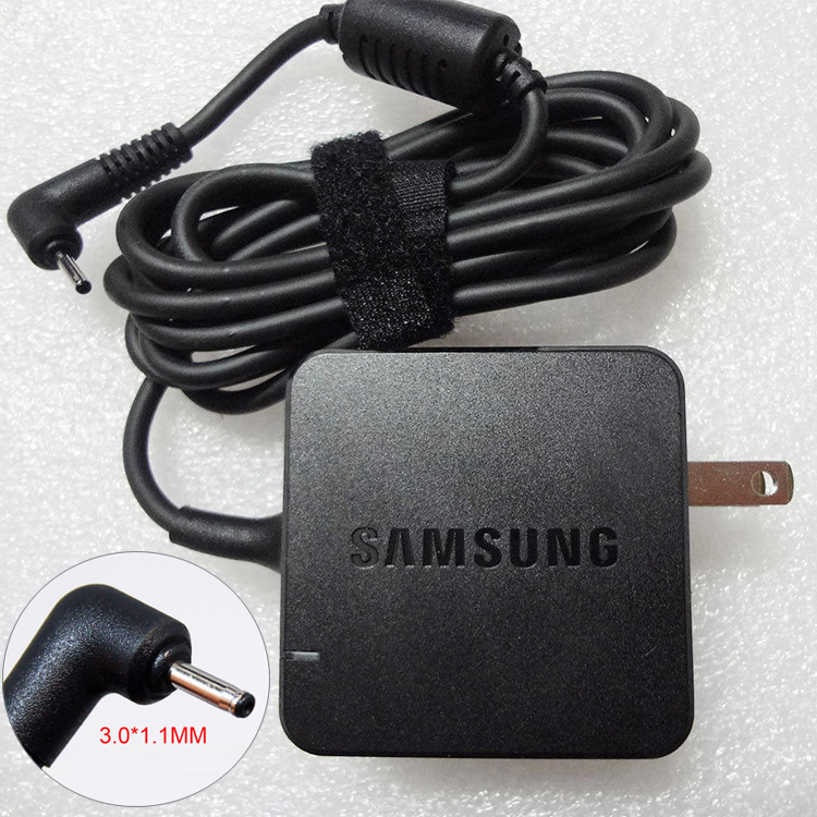 SAMSUNG Samsung NP930X2K-K02US Chargeur Adaptateur