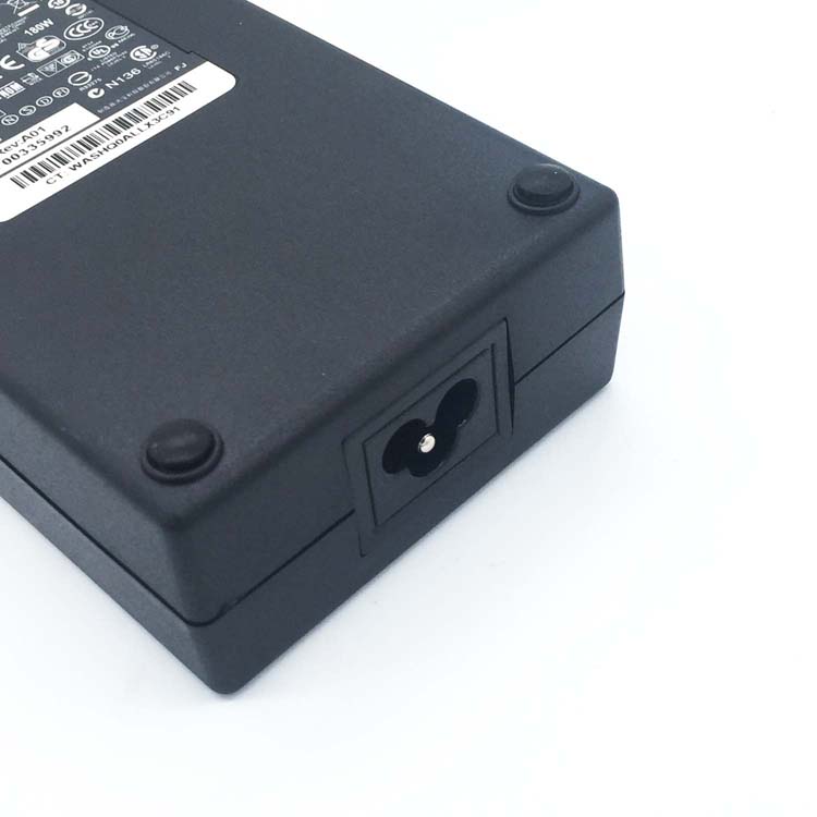 HP 613768-001 Chargeur Adaptateur